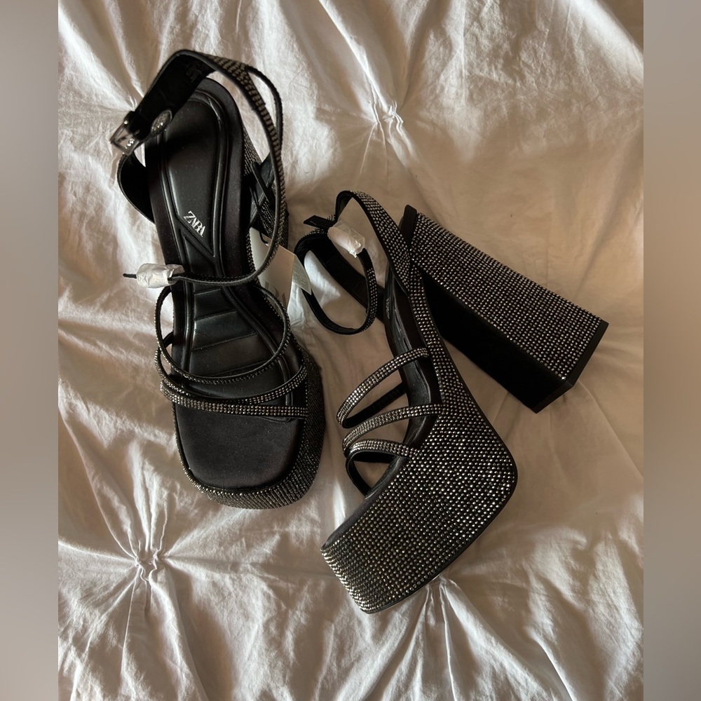 ✨SALE✨ ZARA RHINESTONE CHUNKY HIGH HEELED PLATFORM SANDALS ✨SALE✨ - Picture 9 of 9